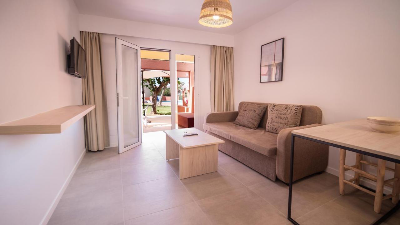 Sant Joan Apartaments - Adults Only Cala'N Blanes  Eksteriør billede